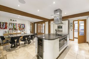 Photo 26- click for photo gallery